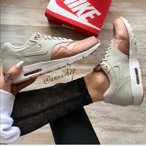 NWT Nike Air Max 1 Ultra SE rose Gold - Picture 2 of 7